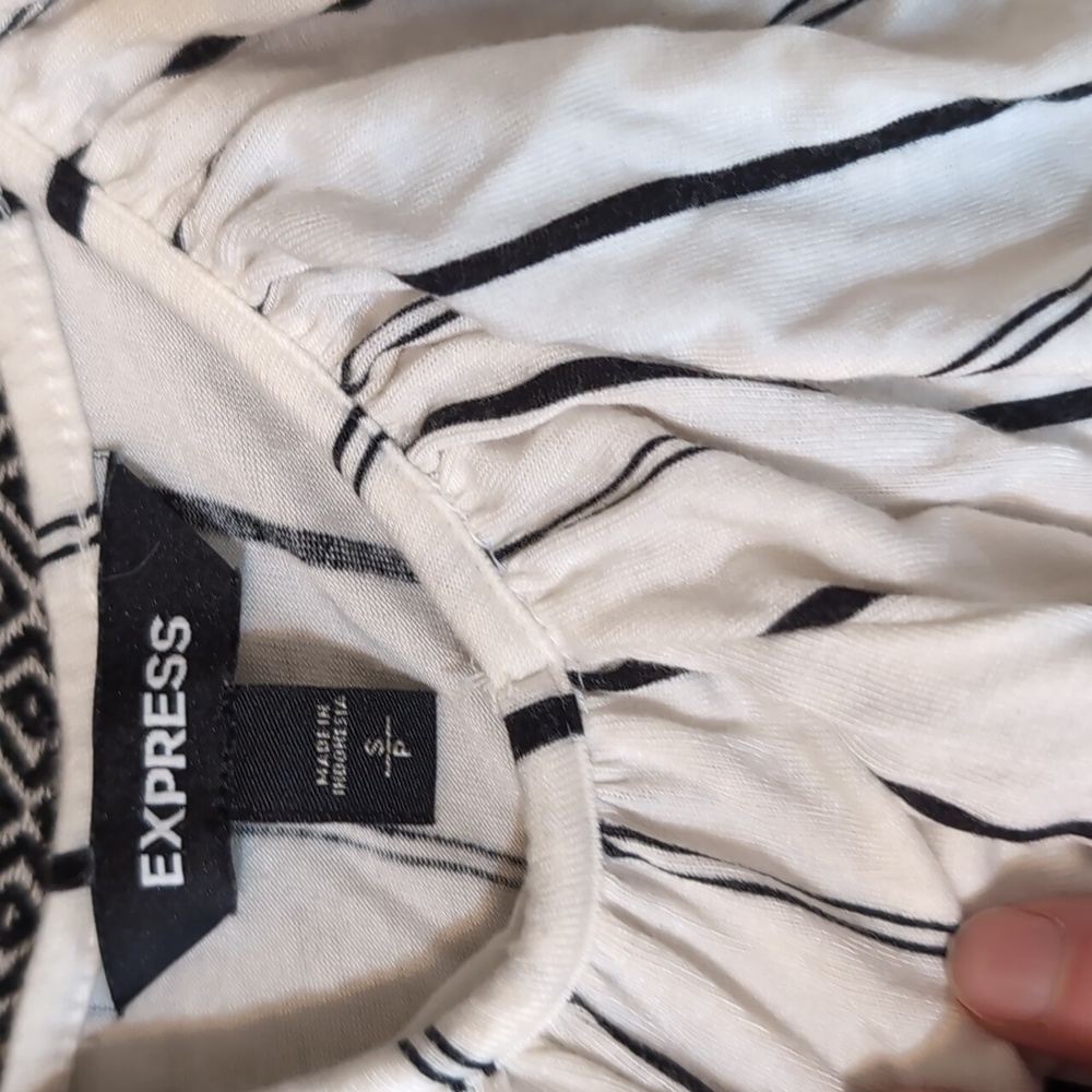 2/$12 Express | Hi-Lo stripped maxi dress - Picture 6 of 8